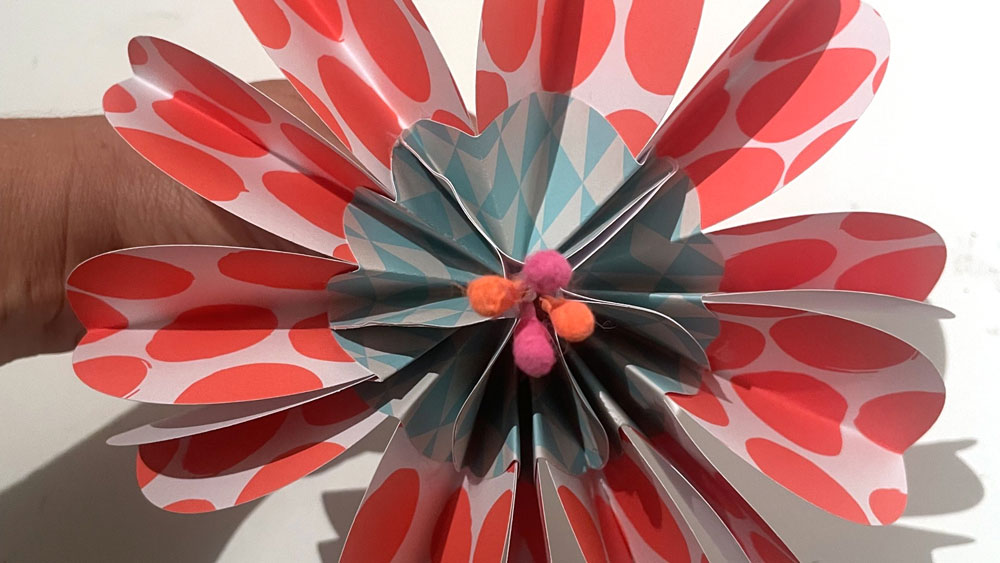 Fleurs pop en papier